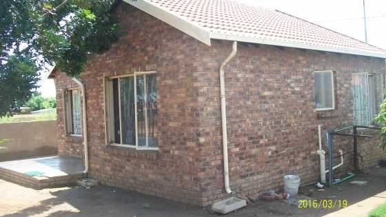 HOUSE FOR SALE IN UNITD HAMMANSKRAAL