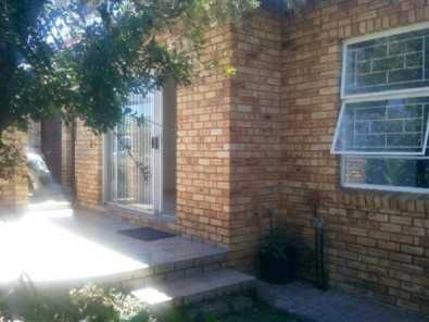 House For Sale in Wilgeheuwel Ref 300021