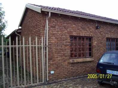 House to let Close to East Rand Mall R8000