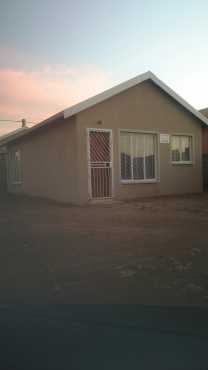 House to rent in mahube ext 23