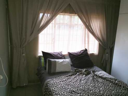 House to share in Vanderbijlpark Single Professional Females Only