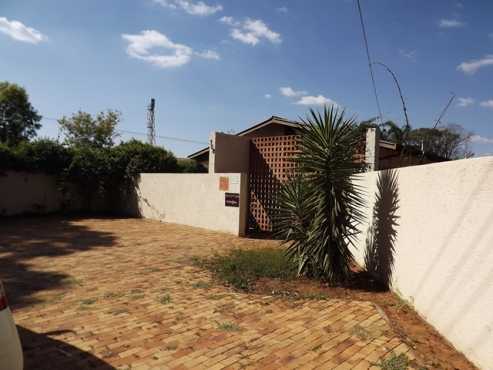 House with Office Rights in Pretoria North For Sale