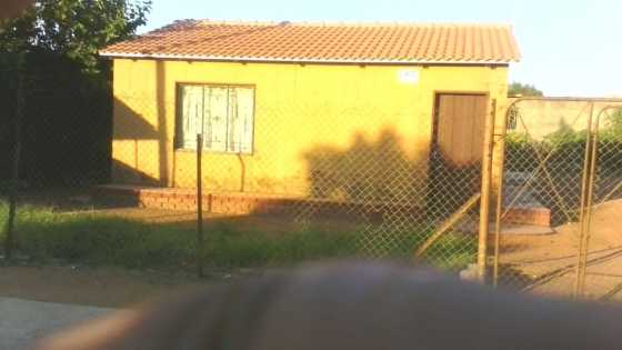 HOUSES FOR SALE ON SOSHANGUVE