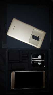 Huawei mate S gold