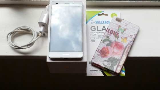 Huawei P8 Lite