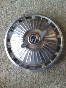 Hub cap, GT, older classic