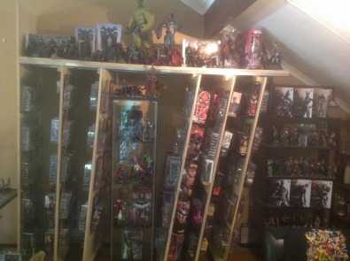 Huge collection of Marvel and DC action figures