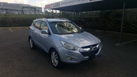 HYUNDAI 2.0 EXECUTIVE CROSSOVER - SUV ( PETROL  FWD  MANUAL )