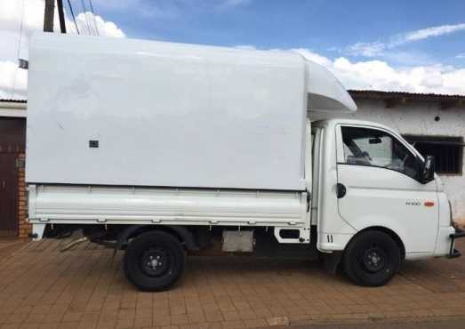 HYUNDAI H-100