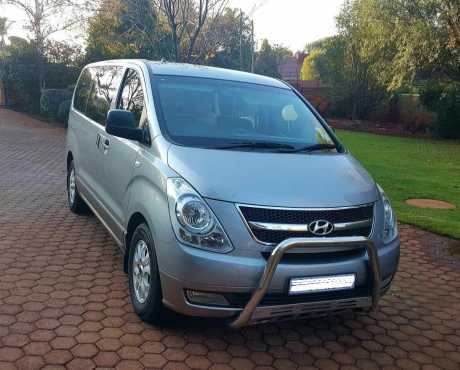 Hyundai H1 9 seater