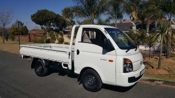 HYUNDAI H100 2.6 D  0392014 MODEL