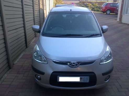 HYUNDAI i10 2010 FSH with Agents Low KMS