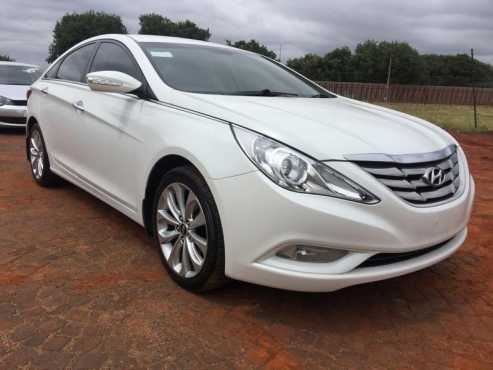 HYUNDAI SONATA 2.4 gls auto for sale 2010 model