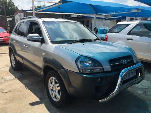 HYUNDAI TUCSON