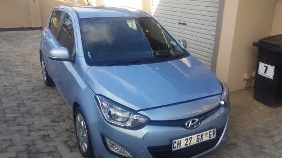 I am selling my 2013 Hyundai i20 Automatic, 57000KM full service history and spare key for R120,000