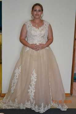 I039m selling my wedding dress