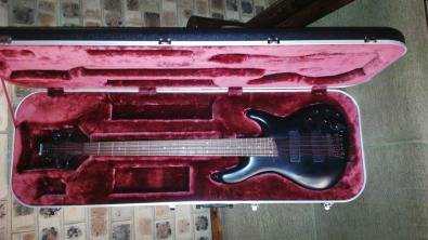 IBANEZ ERGODYNE BASE GUITAR 5 SRING