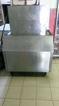 ice machine maker