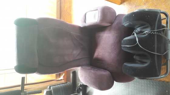 Ijoy Body Massage Chair