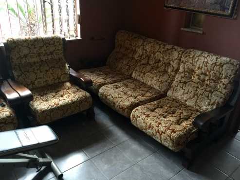 Imbuia Wood Lounge Set