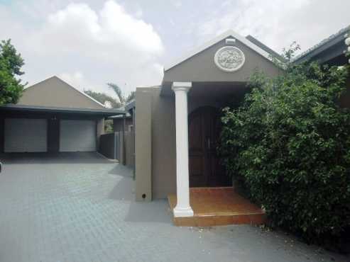 Immaculate  4 Bedroom family  house in Constantia Kloof