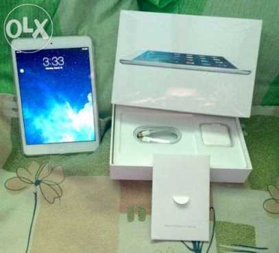 In box, Like Brand-new White iPad Mini 2... 16gb with Super Fast WiFi Capabilities for Sale...