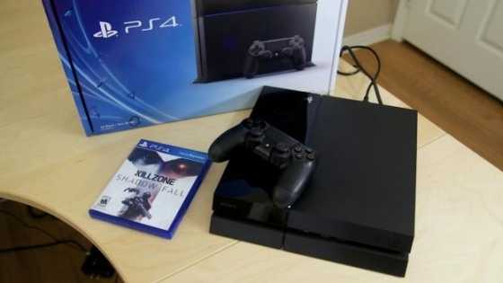 In Box, Mint Condition Matt Black Playstation 4, 500gb with 4 latest Games amp Wireless Controller...