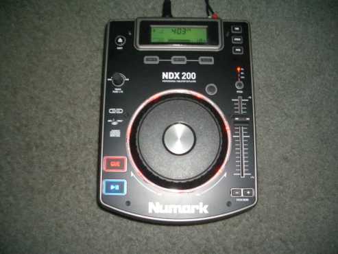 In good conditon Like Brand new 2x Numark Ndx20 CDJ039s pair with all cables for sale...