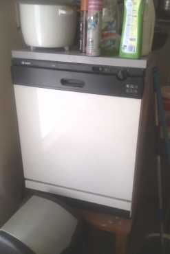 Indesit 12 place dishwasher for sale. . Has a fault with timer