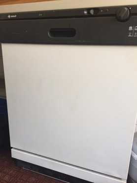 Indesit dishwasher