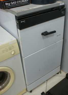 Indesit Dishwasher - see pic - second hand