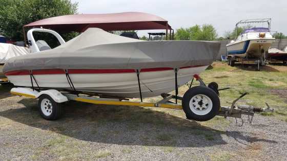 Indigo 510 Centre Console with Evinrude E-Tec 115hp motor.