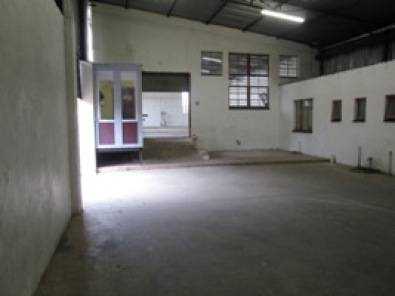 Industrial building for sale.R2.3m