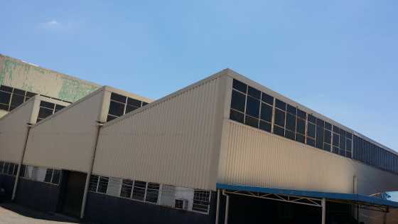 Industrial warehouse space to let