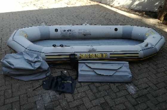 Inflatable boat