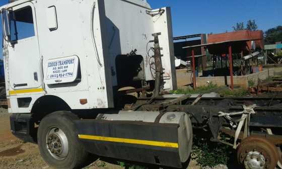 International 9800 Pro Sleeper Cab and Spares