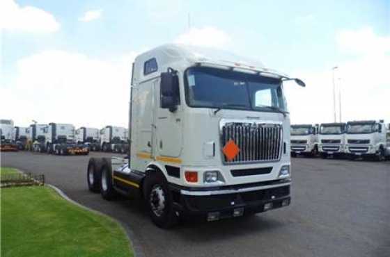 International 9800i TRUCK TRACTOR