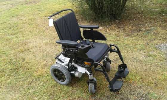 Invacare Stream Power electric wheelchair