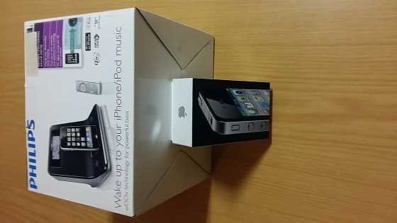 IPhone 4 and docking station for sale