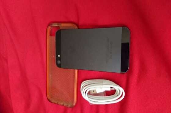 IPhone 5 with 32gb for sale