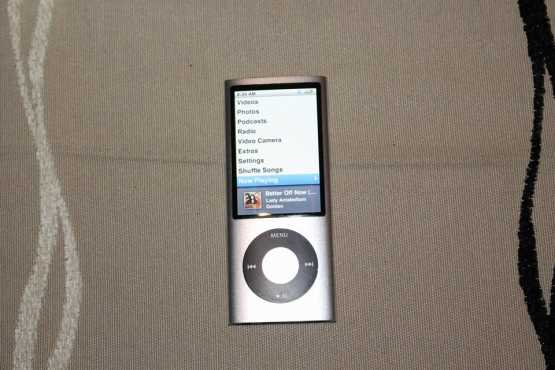Ipod nano silver 8gb with camera and built in speaker
