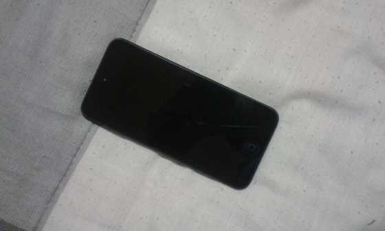 ipod touch 32GB 5th generation