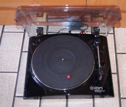 Iron LP Turntable S020383B Rosettenvillepawnshop