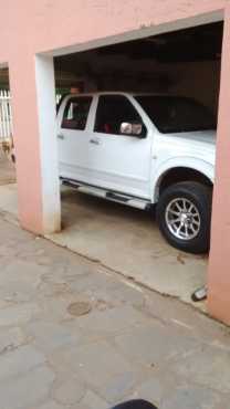 Isuzu 3l v6 bakkie bargain