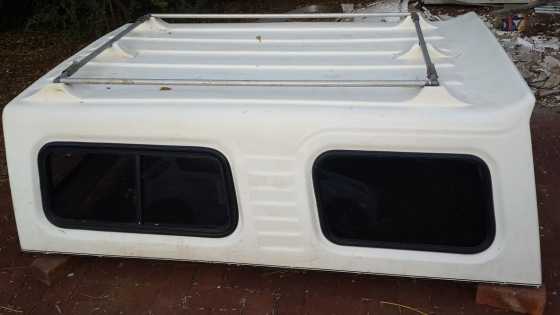 Isuzu canopy KB 250 LWB