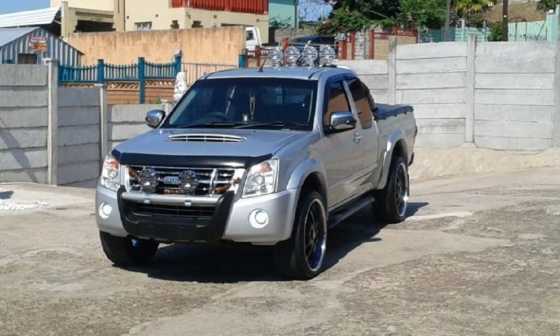 Isuzu D-Tec 2009