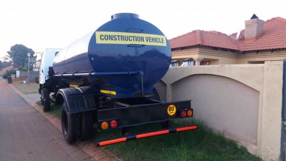 Isuzu F6500 truck fitted with 7000lt water tanker