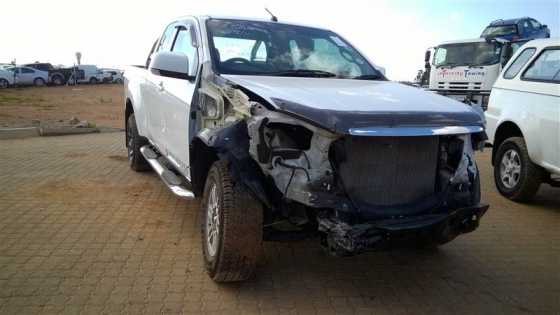 isuzu for sale accident damaged