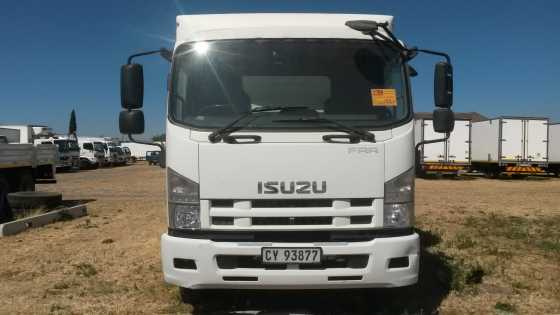 Isuzu FRR 500 volume bin with tail lift