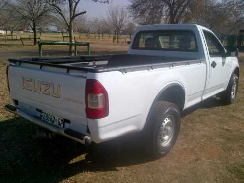 isuzu kb 250 fleetside 2010 lwb bakkie